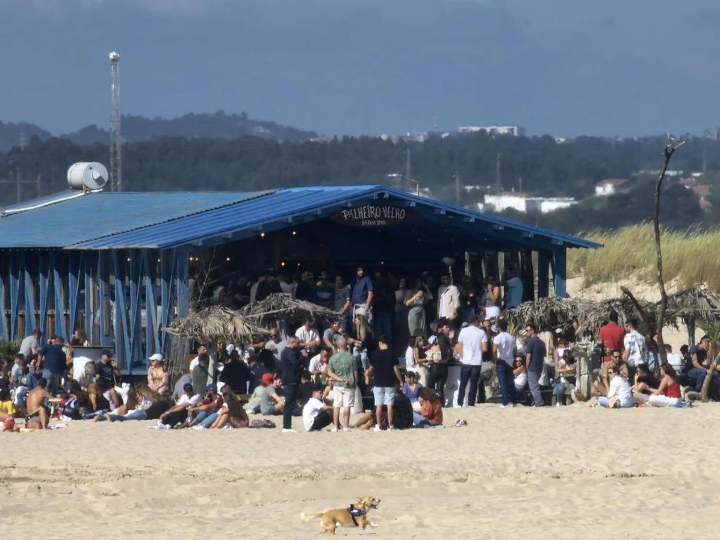 Acolhedora Casa De Ferias T2 Com Espaco Exterior 에스모리츠 외부 사진