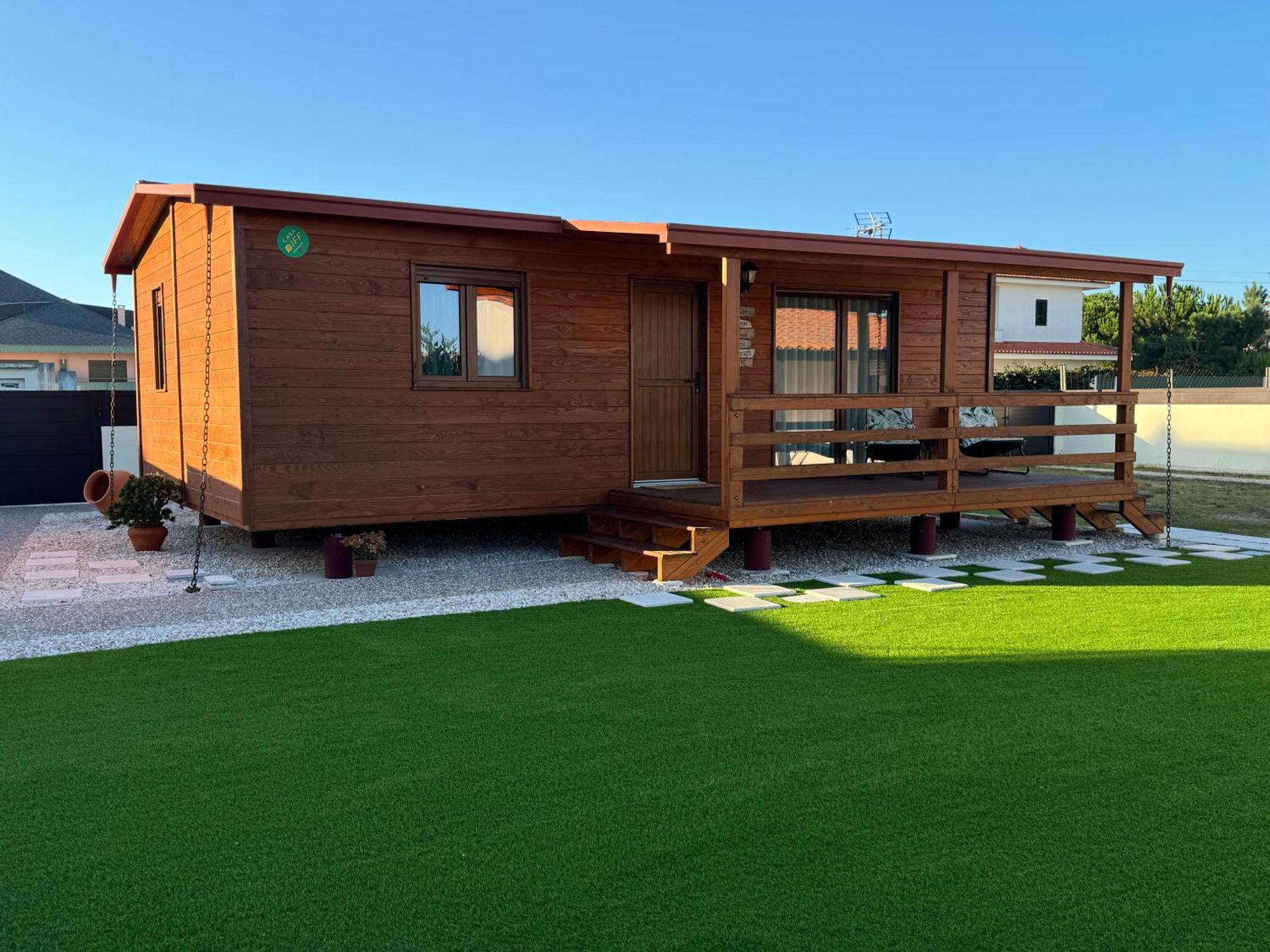 Acolhedora Casa De Ferias T2 Com Espaco Exterior 에스모리츠 외부 사진